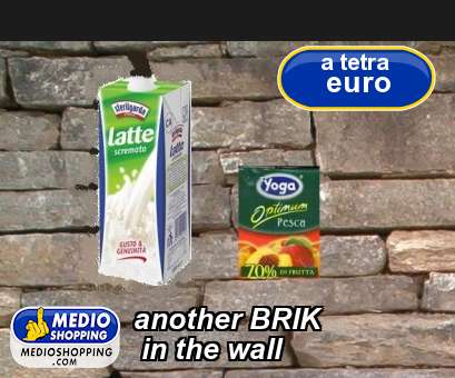 Medioshopping another BRIK  in the wall